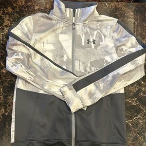 UA jacket size L